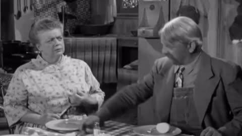 Andy Griffith Show-Briscoe Darling falls Aunt Bee