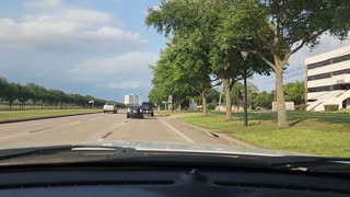 DRIVING AROUND EL LAGO TEXAS USA