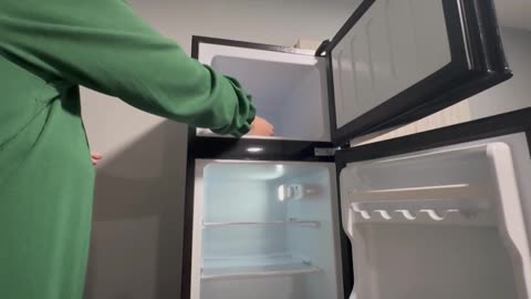 KRIB BLING Mini Fridge With Freezer,3.5 Cu. Ft Compact Refrigerator With 2 Doors
