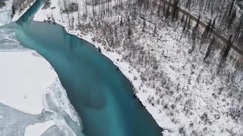 When Alaska’s winter rivers come to life