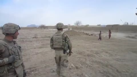 U.S_Soldier_Scaring_Afghani_Kids