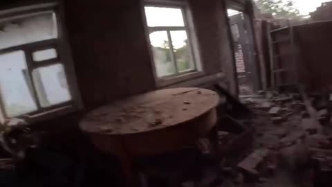 Ukrainians Battling Russians House to House