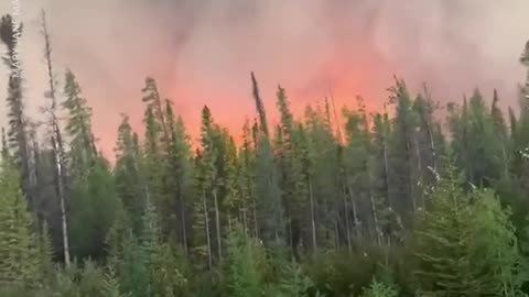 Residents evacuate amid wildfire in Canada's Northwest Territories