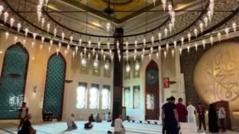 Qatar’s mosques fascinate visitors