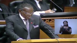 Prince Mangosuthu Buthelezi honouring Madiba at a joint sitting of Parliament