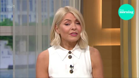 Watch Holly Willoughby's EMOTIONAL Address to Phillip Schofield