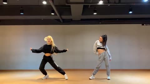 [BEBEL] 2019 SBS가요대전 화사 X 청하 'Mi Gente' COVER DANCE