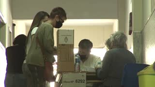 Argentine voters punish Peronists in midterm vote