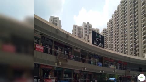 Gaur City 4th Avenue Resale Ready to Move Flats