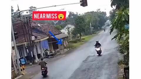 Near miss 😮