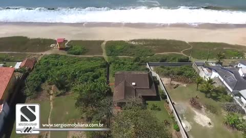 Casa em Itajuba Pé na Areia com área de terreno de pouco mais de 1200m²