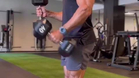 Best Arm Workouts for Men to Get Explosive Biceps and Triceps