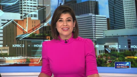 Lisa Hernandez in Barbie pink (9/21/23)