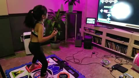 Girl chaild entertainment dance video