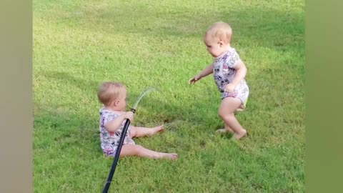 Funny Videos - Babies in Outside world !!!