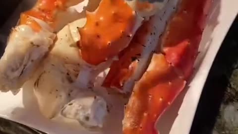 KING CRAB LEGS & BUTTER🦀🧈