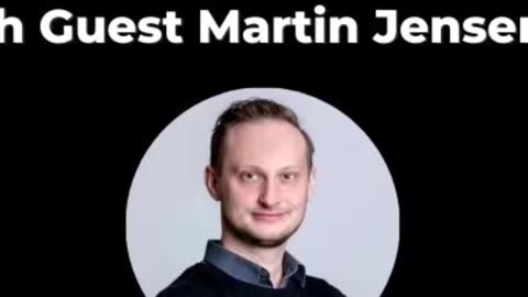 'THERE'S HEADLESS AND THEN THERE'S HEADLESS' - Martin Jensen, Centra | #ecommerce #podcast #digital