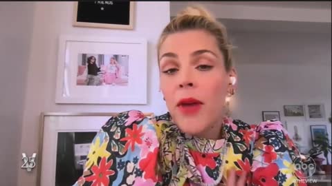 Busy Philipps: “1 in 4 Women Will Have an Abortion... I'm One of Those People"
