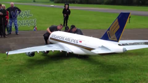 Top 10 Biggest / Largest RC Airplanes In The World [VIDEOS]