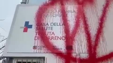 Italians deface central health building with blood red spray paint over the Covid-19 bioweapons.