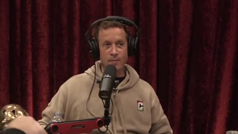 JRE: Pauly Shore on Being Neighbors with Nicolas Cage