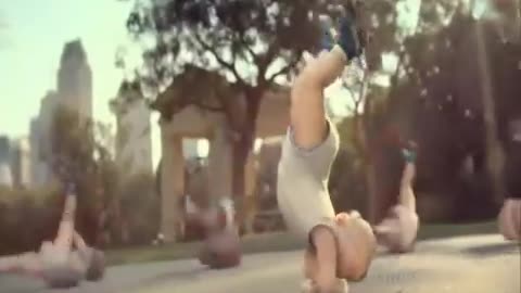 Animated Baby Breakdancers - Adorable Dancing Video