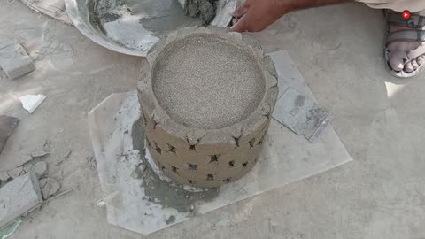 Creative and Simple, the idea of making flower pot from cement