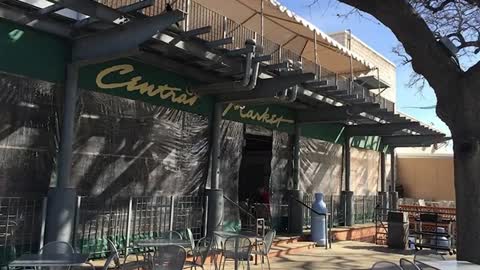 Winterize Your Restaurant for Summer & Winter With Plastic Patio Enclosures - Enclosure Guy