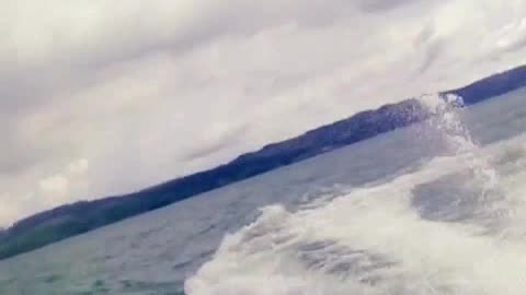 Adrenalina sobre olas (La mejor experiencia en el lago calima)