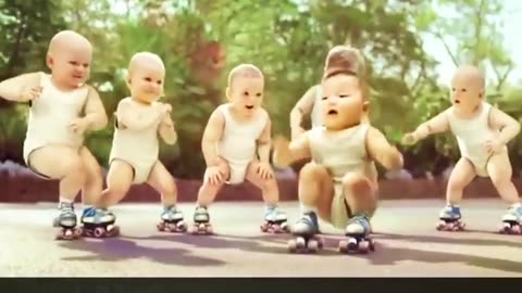 Baby dance in roller GANGNAMSTYLE