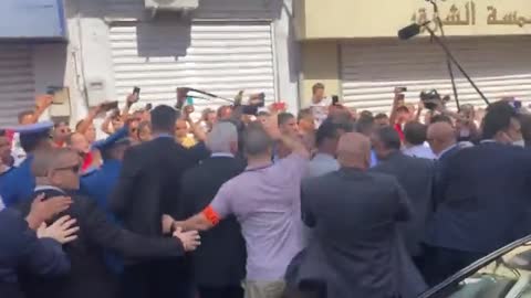 Macron currently visiting Algeria, he approaches crowds thinking they're greeting him.