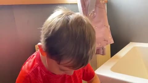Baby Attempts To Bath Worlds Most Stubborn Husky