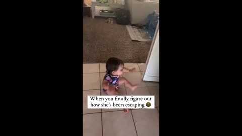 Smart baby girl finds a way to escape