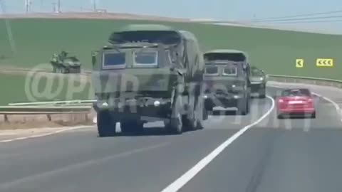 Ukraine War - Romania transfers military equipment to the border