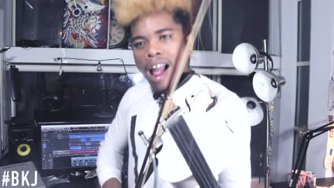Freestyle violin cover of 'Panda' by Desiigner