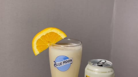 'Blue Moon' beer with orange