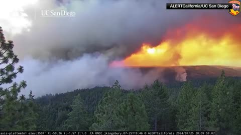 California wildfire creates 'fire tornado' in time lapse video