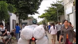 Vietnam, Nghệ An - street market 2013-08