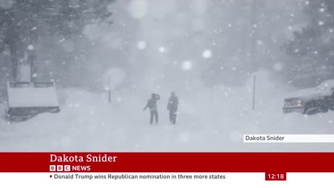 Massive US blizzard hits California and Nevada _ BBC News