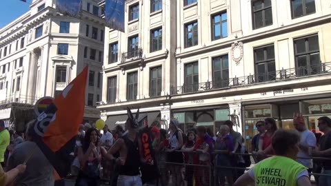 London Gay LGBTQIA+ Pride 2017. Chris Summerfield video and photography Photos 3