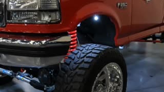 Lifted Oldschool Ford F250 4X4 Pickup Truck