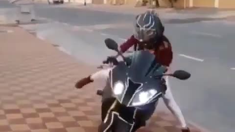 Moto girl Fail