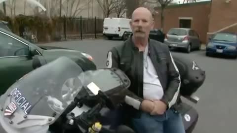 An 18 Year Old Dog Was Left At A Shelter After Her Owner Died Then A Man Showed Up On A Motorbike