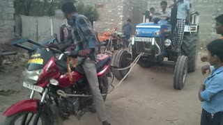 Parlapalli bonthala platina bike and tractor