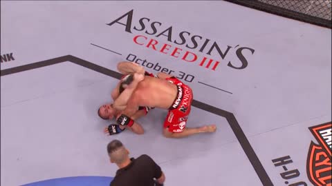 Top 10 Lightweight Submissions in UFC History