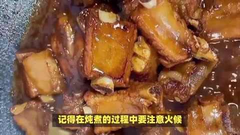 Home-style braised pork ribs recipe, you can make a delicious dish in just a few simple steps!
