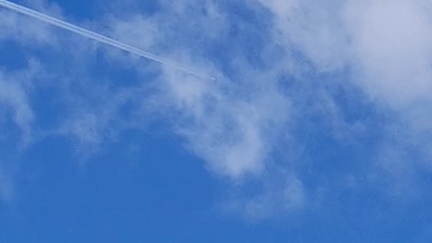 Chemtrailing - First one of the day! Happy 4th of July.