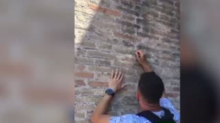 Italian Government Seeks Tourist Responsible for Colosseum Vandalism