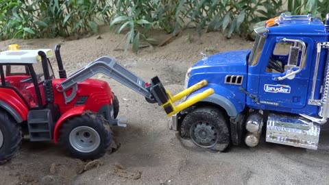 Play construction vehicles || tractor || sand truck || bulldozer excavator