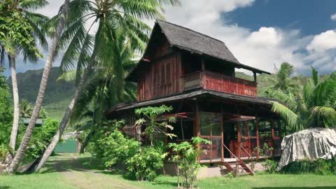 Oceanfront Villa in Maharepa Moorea French Polynesia